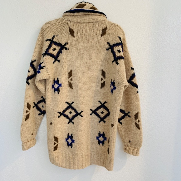 Saks Fifth Avenue Cardigan Womens M Tan Aztec Geometric Shetland Wool Sweater - Picture 10 of 12